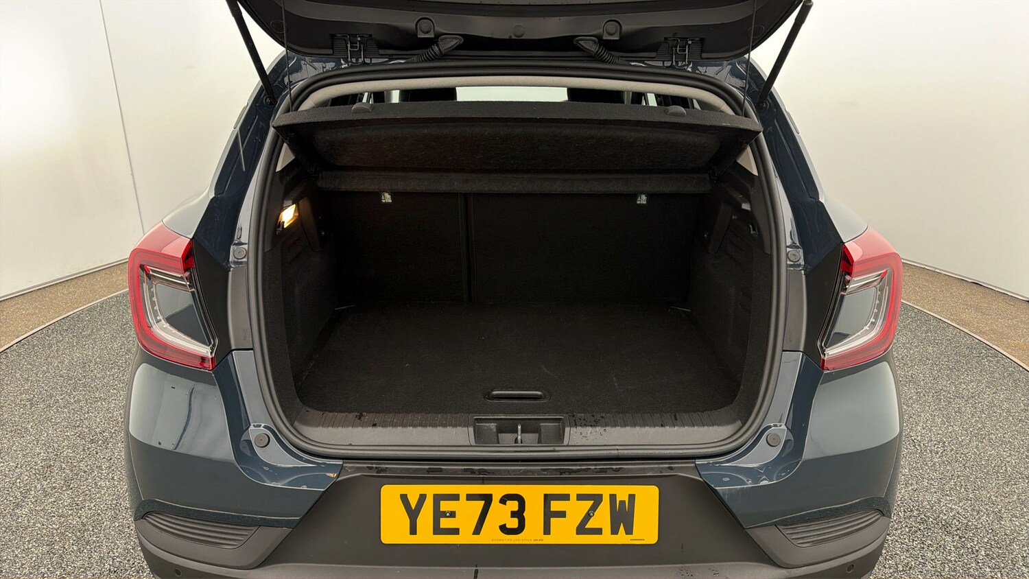 Used Renault Captur 2023 for sale - 78164555: Photo 16