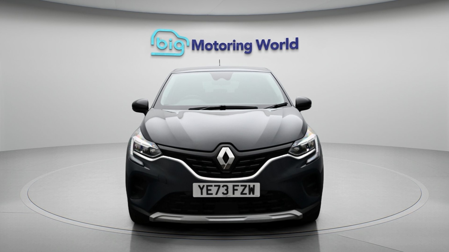 Used Renault Captur 2023 for sale - 78164555: Photo 2