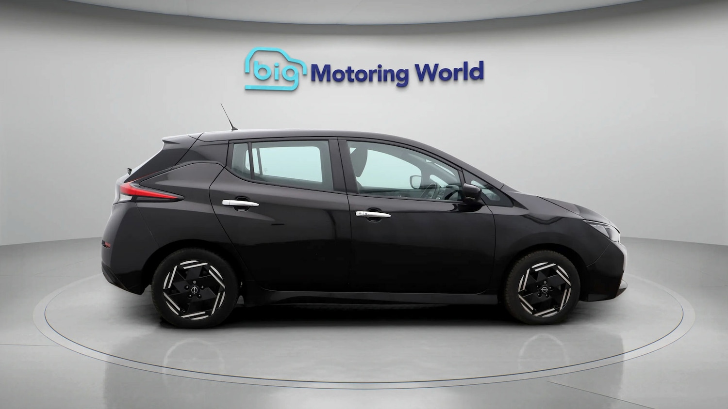 Used Nissan Leaf for sale - 77352120: Photo 8