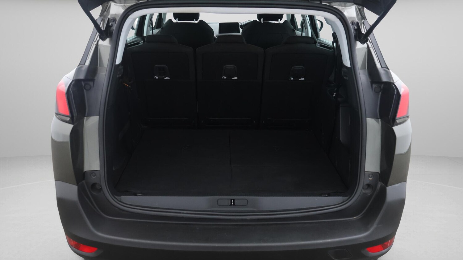 Used Peugeot 5008 2020 for sale - 76326322: Photo 18