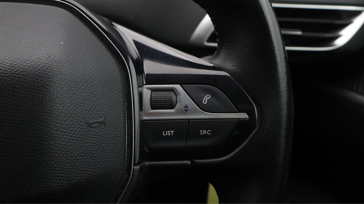Used Peugeot 5008 2020 for sale - 76326322: Photo 26