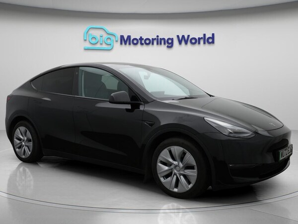 Used Tesla Model Y 2022 for sale - 76246681: Photo 1