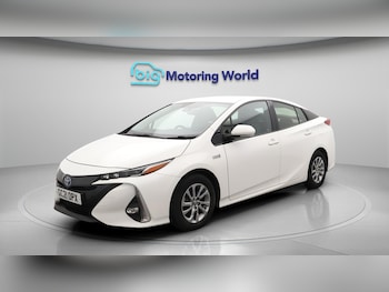 Used Toyota Prius 2021 for sale - 76201235: Photo 4