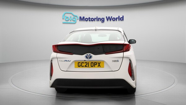 Used Toyota Prius 2021 for sale - 76201235: Photo 7