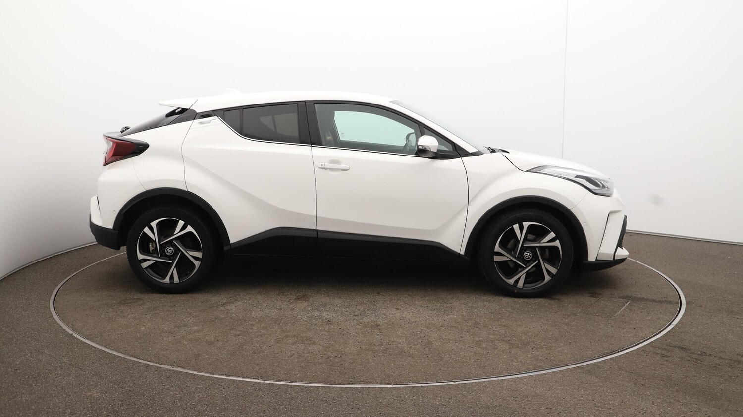 Used Toyota C-HR 2022 for sale - 75905482: Photo 49