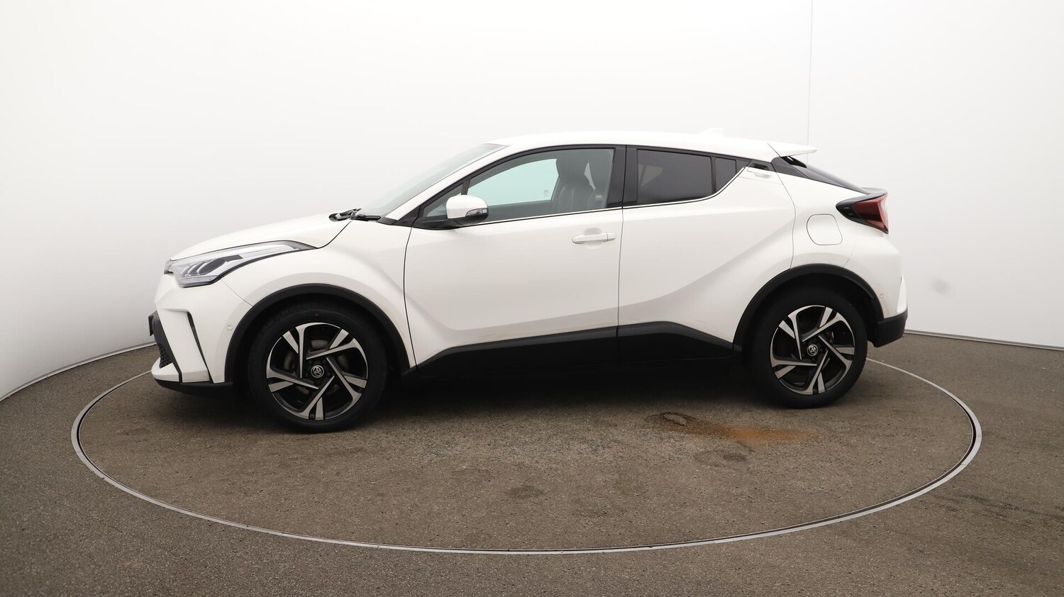 Used Toyota C-HR 2022 for sale - 75905482: Photo 65