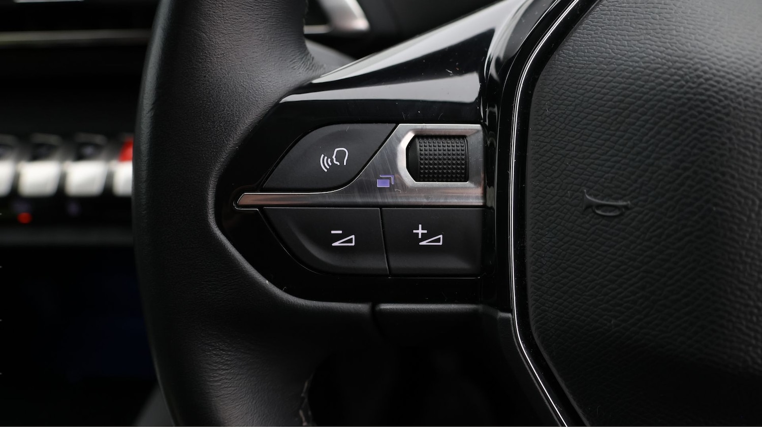 Used Peugeot 5008 2022 for sale - 77220377: Photo 27