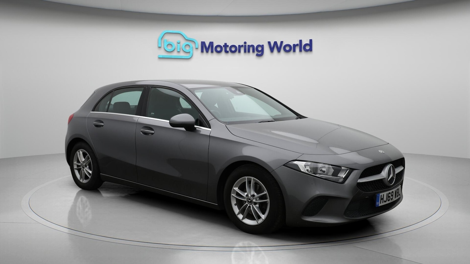 Used Mercedes-Benz A-Class 2019 for sale - 76613208: Photo 2