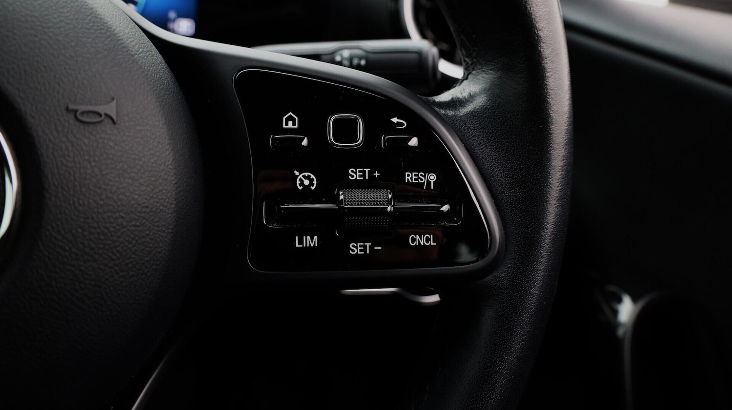 Used Mercedes-Benz A-Class 2019 for sale - 76613208: Photo 25