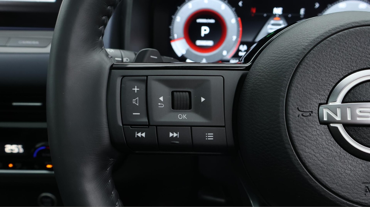 Used Nissan Qashqai 2023 for sale - 76032476: Photo 25