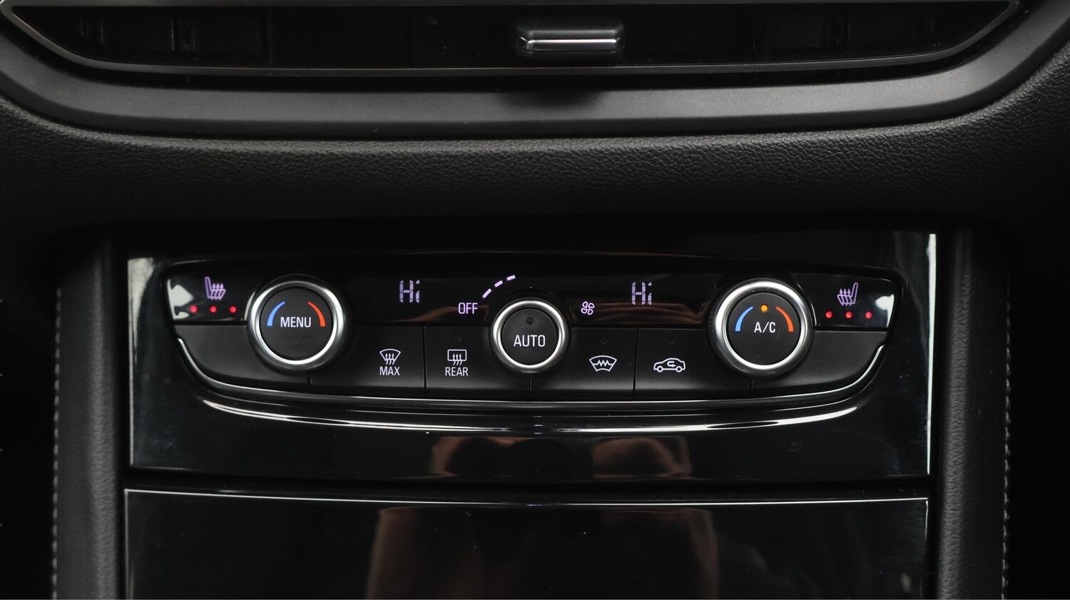 Used Vauxhall Grandland 2024 for sale - 76659327: Photo 13