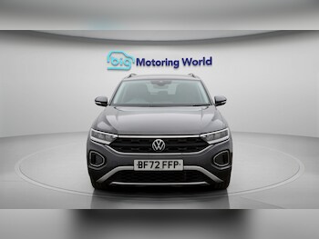 Used Volkswagen T-Roc 2022 for sale - 77125797: Photo