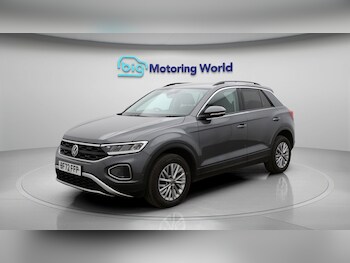 Used Volkswagen T-Roc 2022 for sale - 77125797: Photo