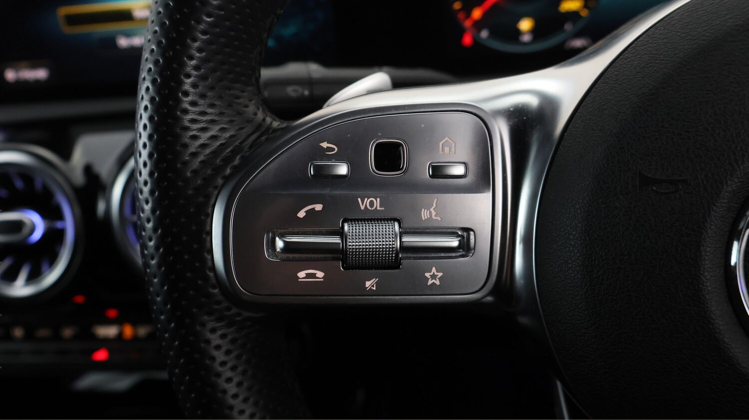 Used Mercedes-Benz CLA 2020 for sale - 77803319: Photo 22