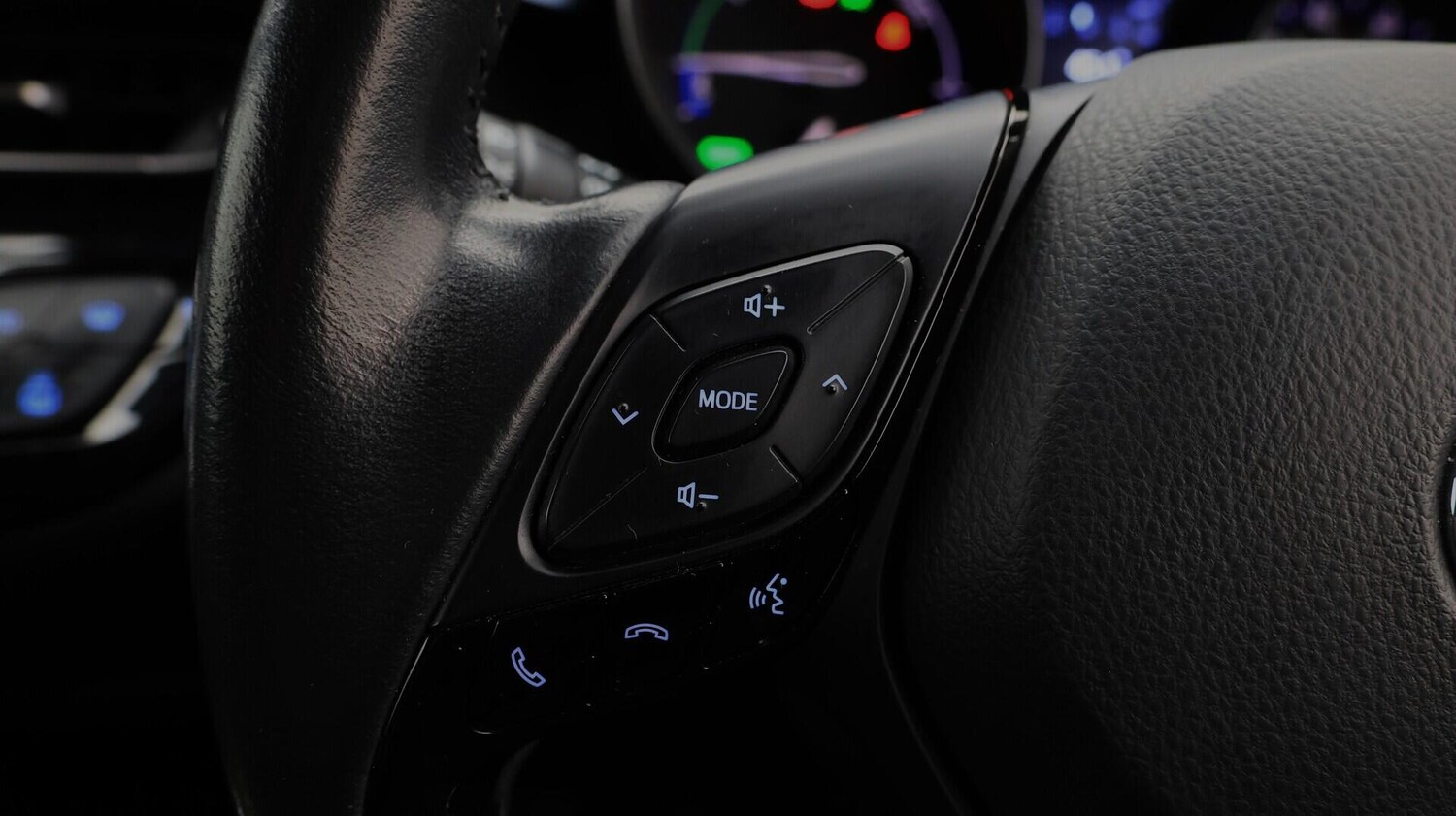 Used Toyota C-HR 2022 for sale - 76592842: Photo 24