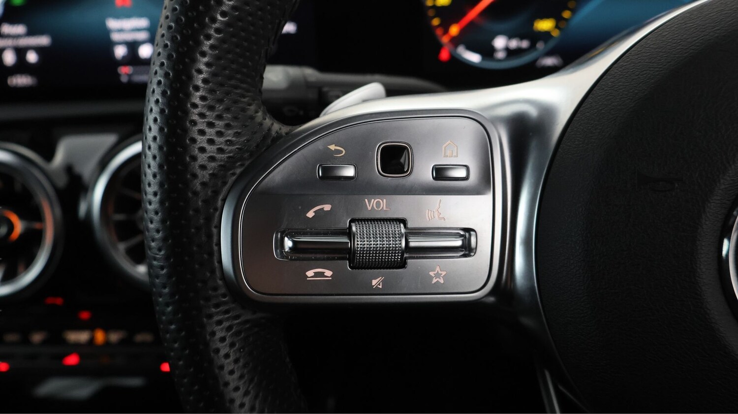 Used Mercedes-Benz CLA 2022 for sale - 78040622: Photo 22