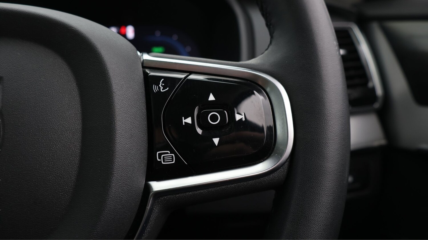 Used Volvo XC90 2023 for sale - 77351090: Photo 26