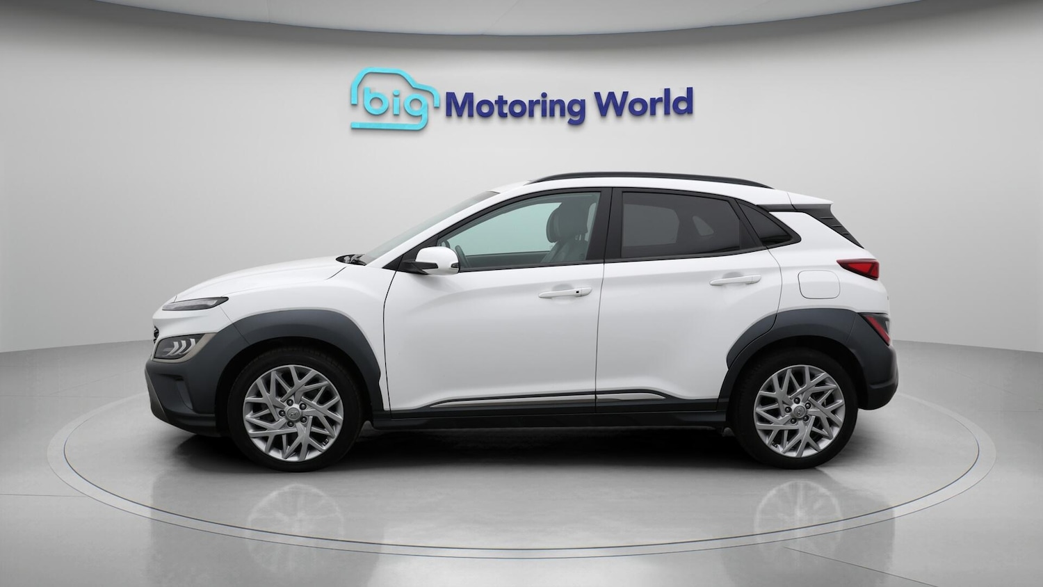 Used Hyundai KONA 2022 for sale - 76109642: Photo 5