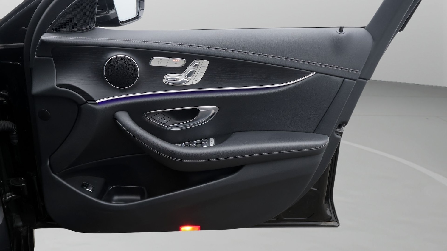 Used Mercedes-Benz E Class 2020 for sale - 77208855: Photo 15