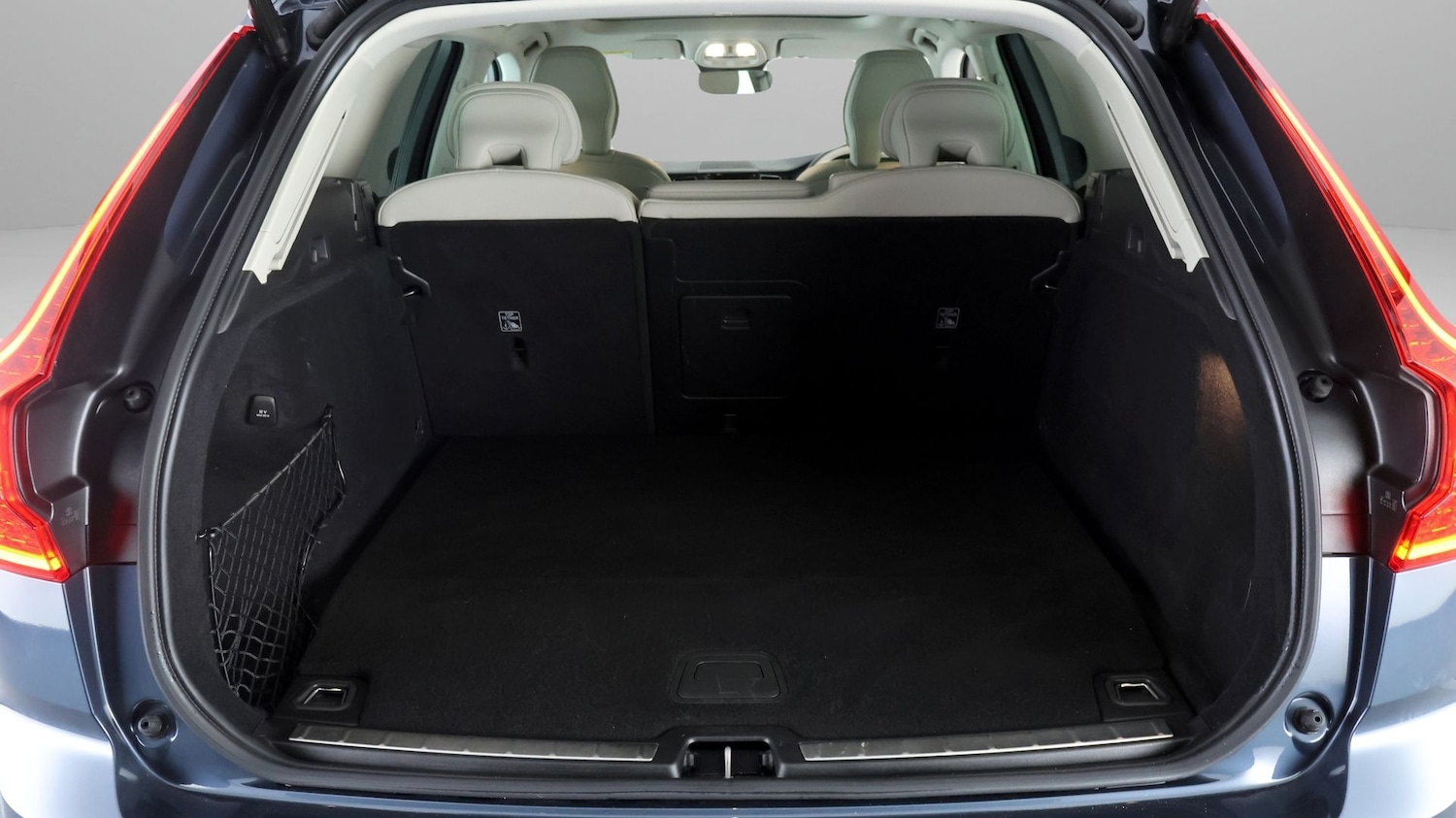 Used Volvo XC60 2024 for sale - 77363463: Photo 17