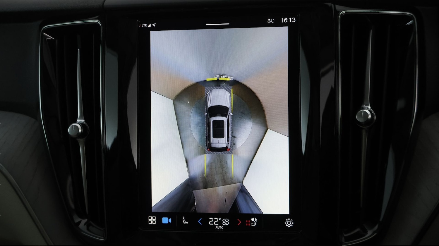 Used Volvo XC60 2024 for sale - 77363463: Photo 21