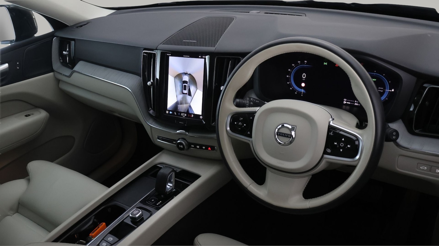 Used Volvo XC60 2024 for sale - 77363463: Photo 9