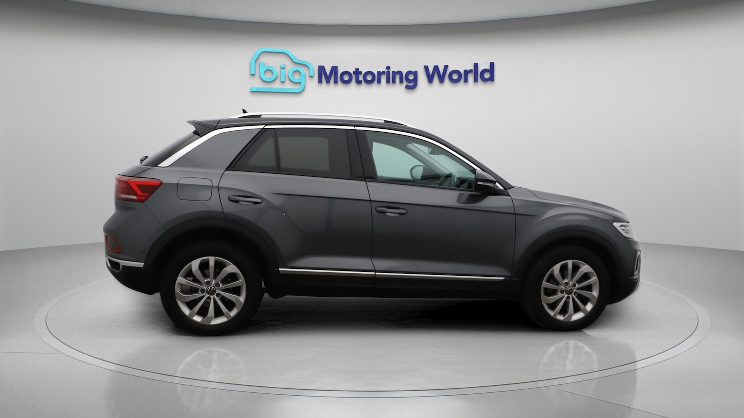 Used Volkswagen T-Roc 2022 for sale - 76633976: Photo 9