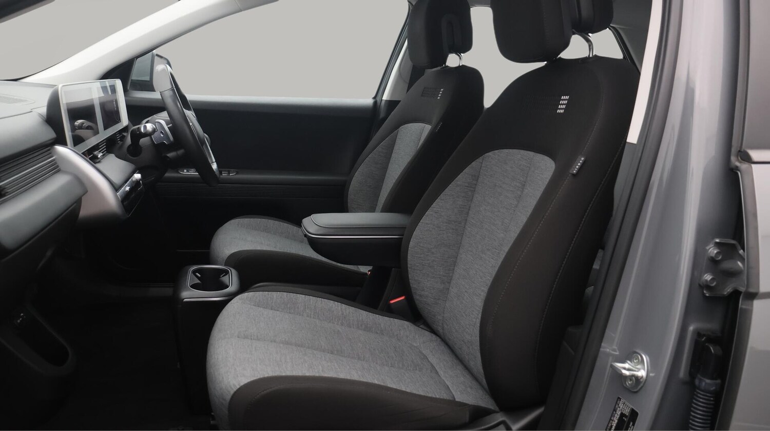 Used Hyundai IONIQ 5 2022 for sale - 76326166: Photo 15