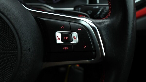 Used Volkswagen Polo 2021 for sale - 76109539: Photo 24
