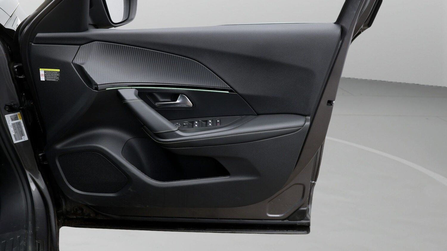 Used Peugeot 2008 2023 for sale - 77758633: Photo 15