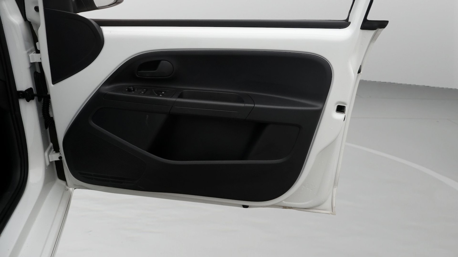 Used Volkswagen up! for sale - 77365049: Photo 15