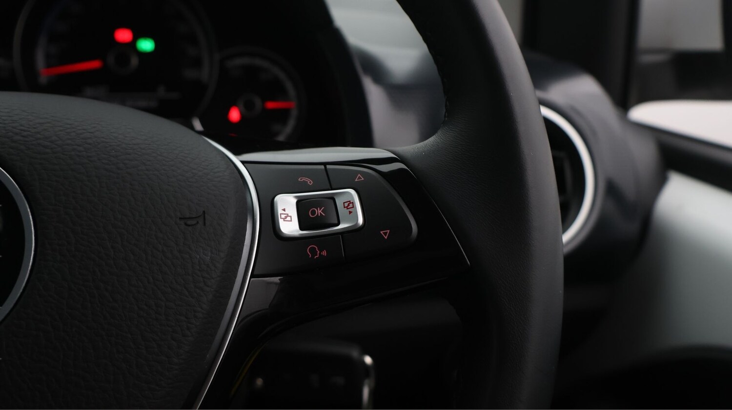 Used Volkswagen up! for sale - 77365049: Photo 23