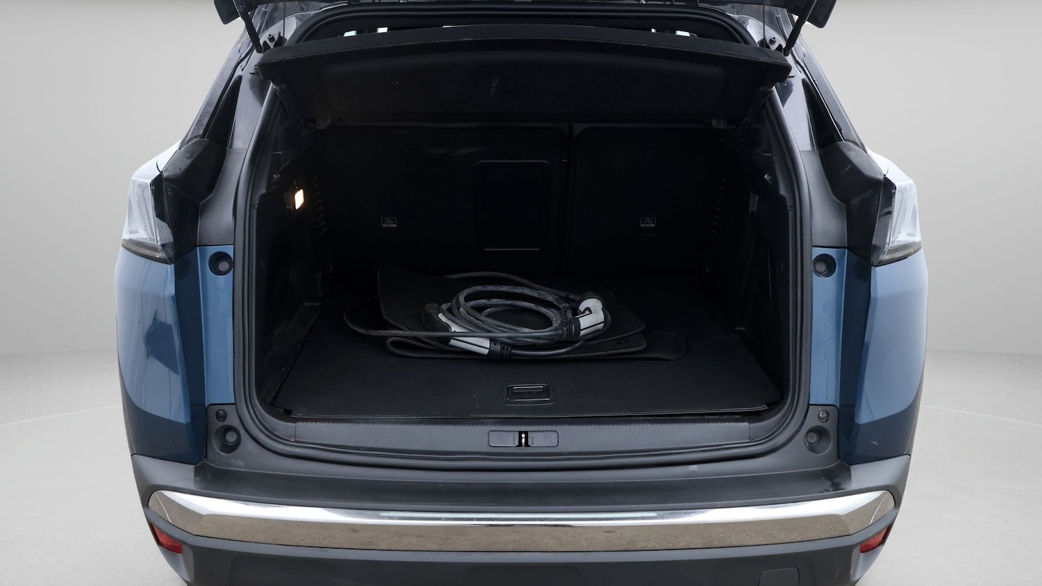 Used Peugeot 3008 2022 for sale - 77880885: Photo 17