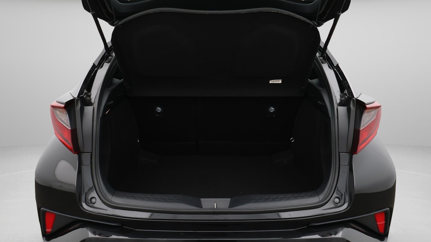 Used Toyota C-HR 2022 for sale - 76714149: Photo 18