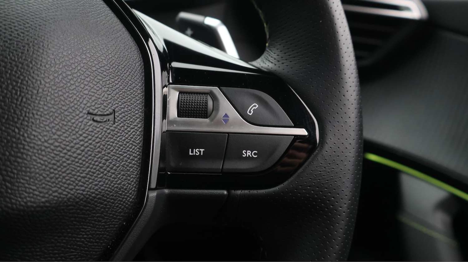 Used Peugeot 2008 2024 for sale - 76606893: Photo 25