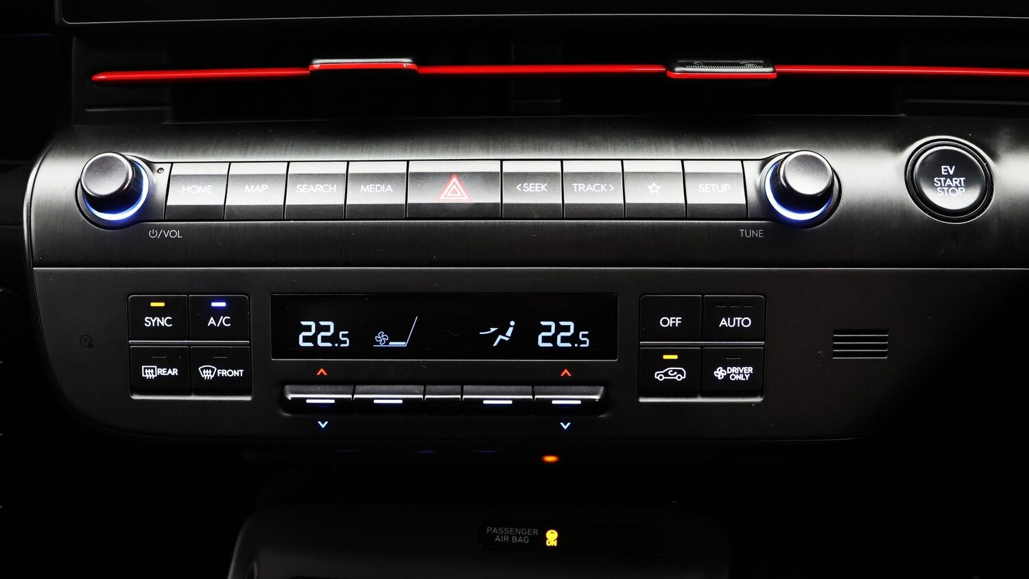 Used Hyundai KONA 2024 for sale - 77249157: Photo 12