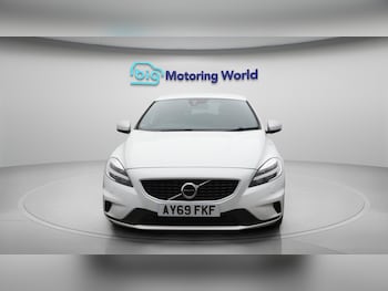 Used Volvo V40 2019 for sale - 75493297: Photo