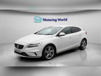 Used Volvo V40 2019 for sale - 75493297: Photo