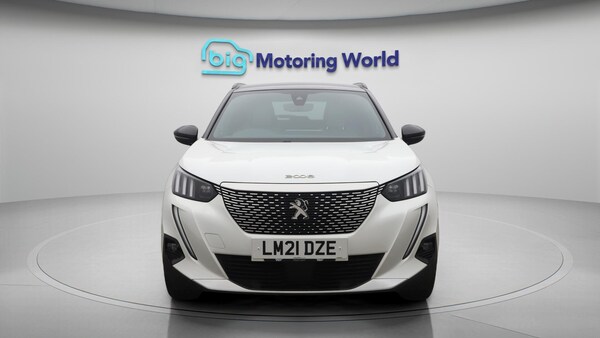 Used Peugeot E-2008 2021 for sale - 76227856: Photo 3