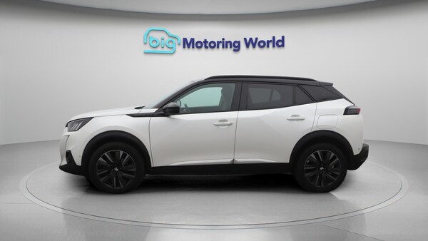 Used Peugeot E-2008 2021 for sale - 76227856: Photo 5