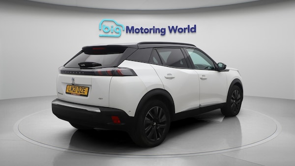 Used Peugeot E-2008 2021 for sale - 76227856: Photo 8