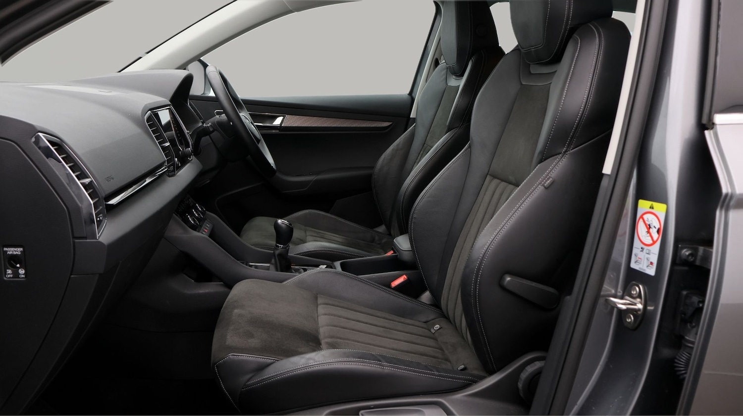 Used Skoda Karoq 2023 for sale - 77618743: Photo 14