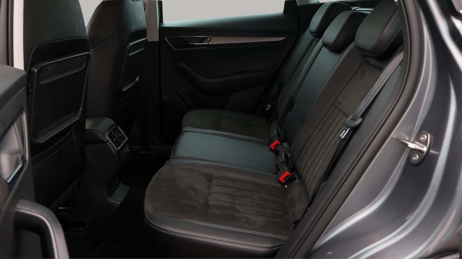 Used Skoda Karoq 2023 for sale - 77618743: Photo 16