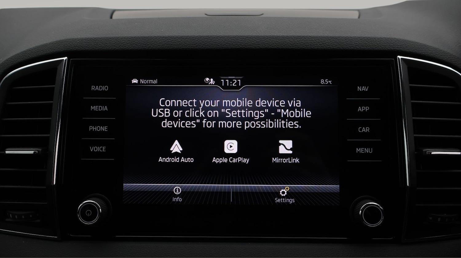 Used Skoda Karoq 2023 for sale - 77618743: Photo 21