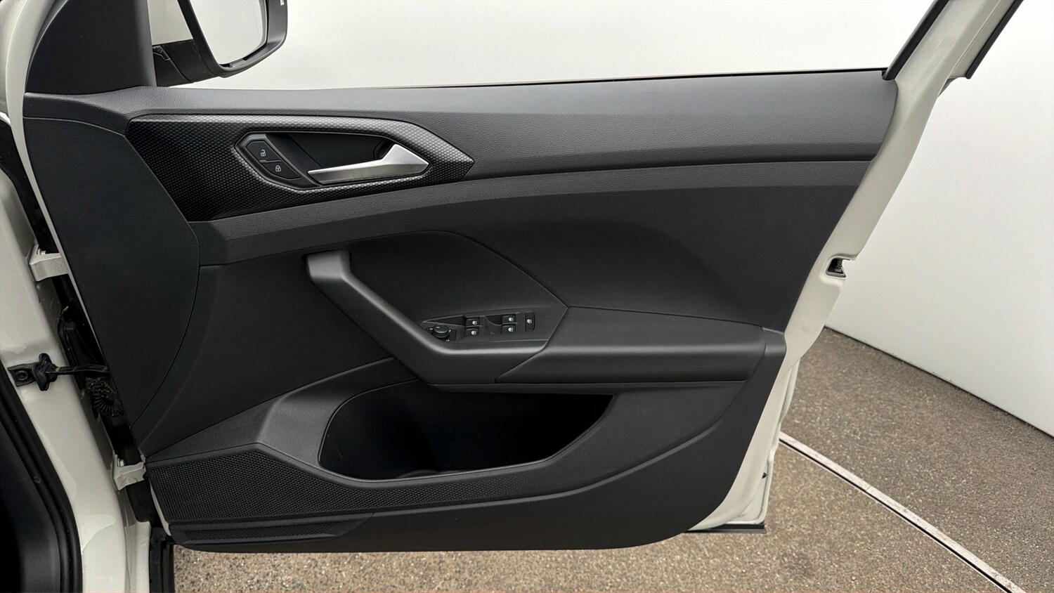 Used Volkswagen T-Cross 2023 for sale - 78143726: Photo 14