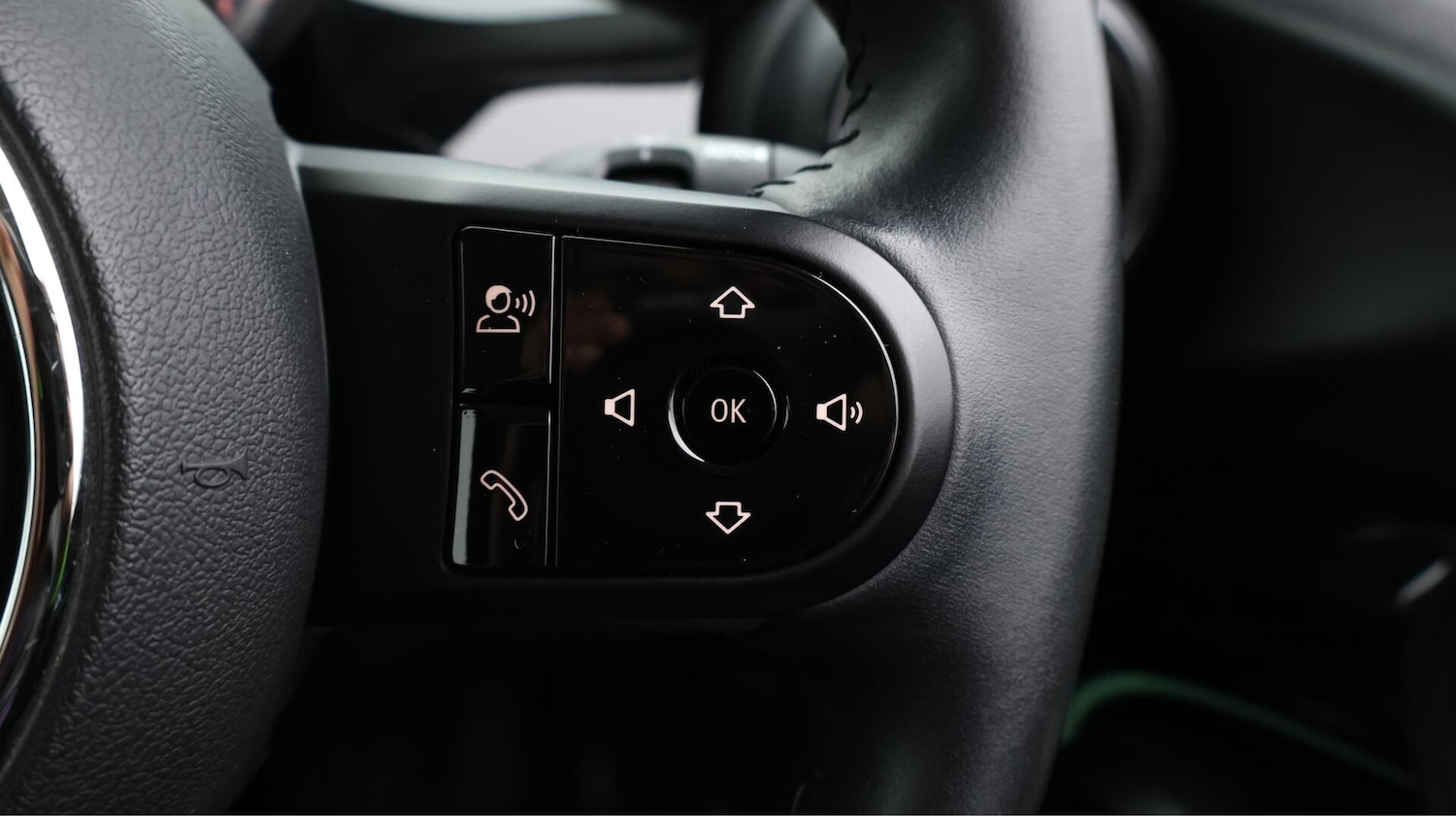 Used MINI Hatch 2021 for sale - 76433345: Photo 24