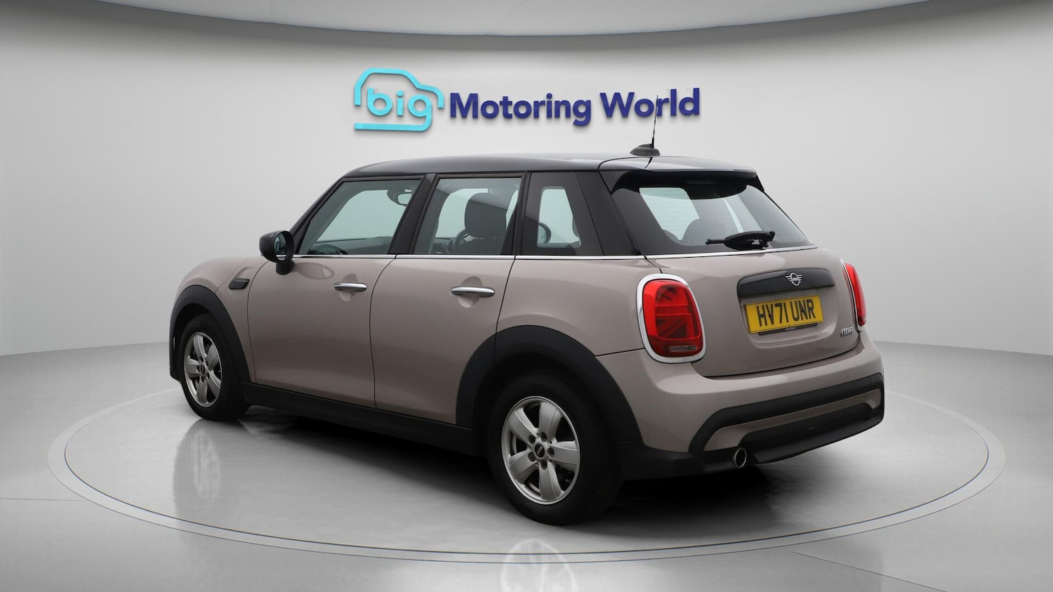Used MINI Hatch 2021 for sale - 76433345: Photo 6