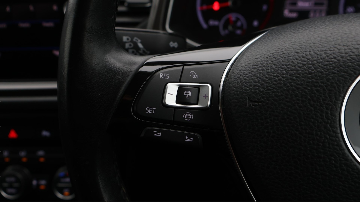 Used Volkswagen T-Roc 2019 for sale - 77429430: Photo 21