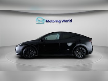 Used Tesla Model Y 2023 for sale - 79353158: Photo
