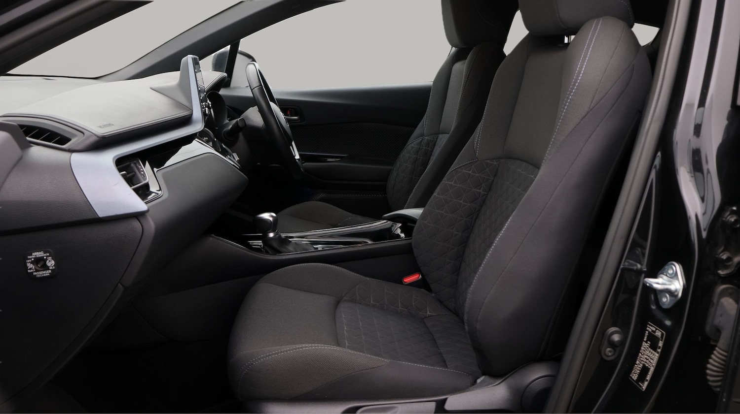 Used Toyota C-HR 2021 for sale - 77355051: Photo 14